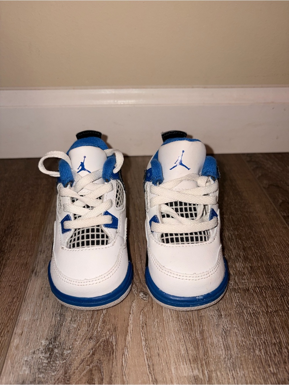 Jordan Kids' White and Blue Retro Sneakers